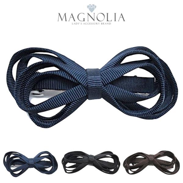 普段使いに人気のバレッタ！ハーフアップやサイド留めなど、ヘアアレンジのポイントにお使いいただけます。【商品名】バレッタ(無地・グログラン・リボン)【サイズ】横:約10cm 縦:約4.5cm【カラー】ブラック・ネイビー・ブラウン【素材】真鍮・...