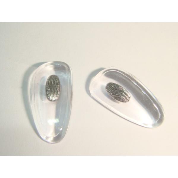 フレームのずれ落ちをしにくくするシリコンパットです。特長シリコン素材により、あたりがハードタイプのパットに比べて柔らかく掛け心地が良くなります。ハードタイプに比べて寿命は短くなります。パット素材：シリコン蝶芯素材：金属 (銀色）サイズ　　：...