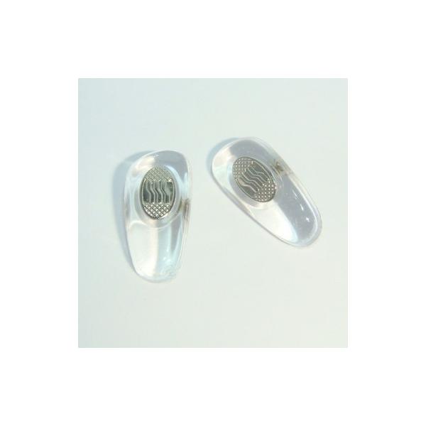 フレームのずれ落ちをしにくくするシリコンパットです。特長シリコン素材により、あたりがハードタイプのパットに比べて柔らかく掛け心地が良くなります。ハードタイプに比べて寿命は短くなります。パット素材：シリコン蝶芯素材：金属 (銀色）サイズ　　：...