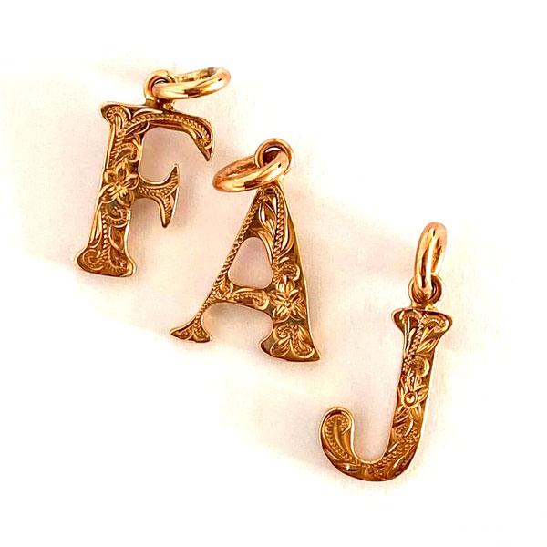 セール 14金 14K ゴールド ネックレス イニシャル ペンダントトップ 