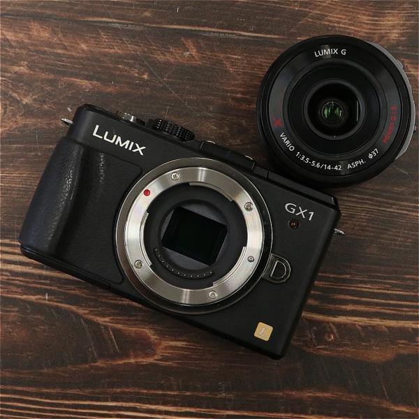 Panasonic（パナソニック） Panasonic Lumix DMC-GX1 レンズキット