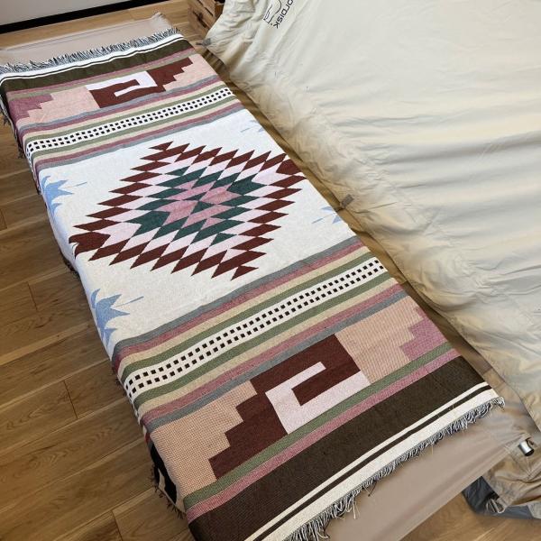 アウトドア キャンプ ブランケット ラグマットオルテガ柄 ダイヤモンド柄ピンク 130×160cm