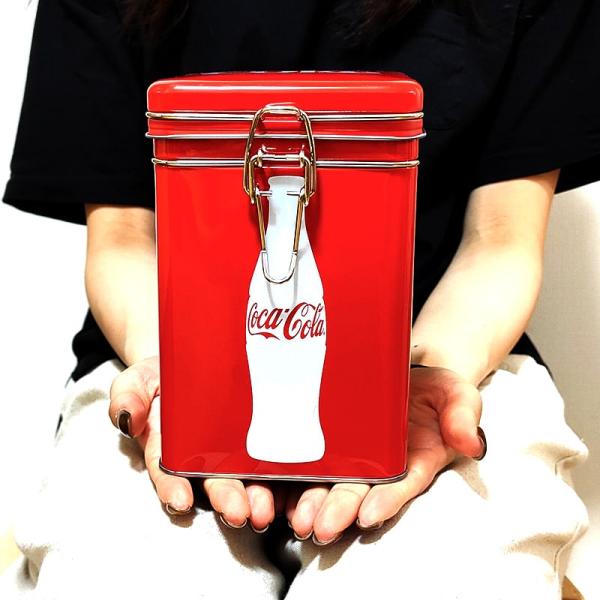 コカコーラ 金属製 小物入れ コカ・コーラ 小物入れ ゴールドボトル Coca-Cola - メルカリ
