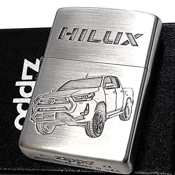【トヨタ ハイラックス ZIPPO】日本が世界に誇るトヨタ自動車の全面監修によるTOYOTA Zippoライターです。トヨタの圧倒的な走破性を誇るピックアップ４WD「ハイラックス」。表面には、迫力満点のフロンドデザインとエンブレム、裏面には...