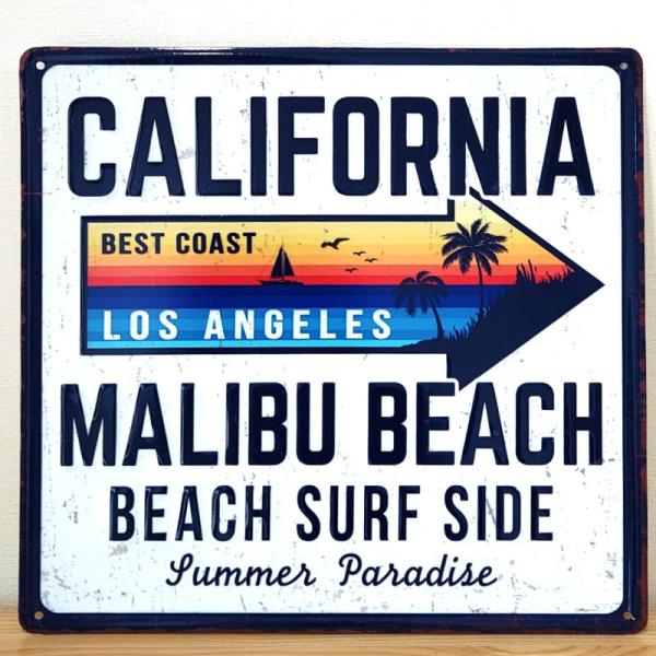 「ブリキ看板 ”MALIBU BEACH”」サーファーにぴったりのおしゃれなブリキ看板です。お店の飾りにもいかがでしょうか？表面はアンティーク感あるビンテージ加工。傷やサビのデザインが良い味を出しています。これこそオールドアメリカン看板！ず...