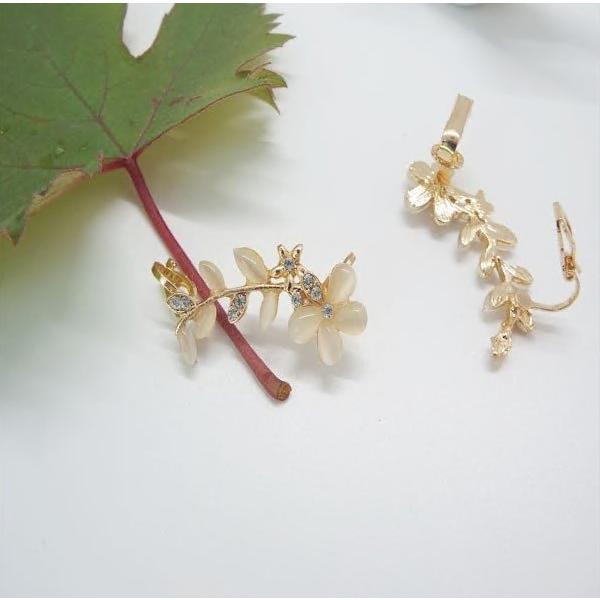 イヤーカフ 付き フラワー ビジュー クリップ イヤリング 両耳 ゴールド 花嫁飾り Sd 0244 小林shop 通販 Yahoo ショッピング