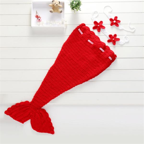 女の子用可愛らしい新生児のための撮影専用衣装です。素材： ニット対象年齢：0ヶ月〜3ヶ月位に最適サイズ：ヘアバンド周り約37-39cm、 服長さ約50cm 筒周り約50cm毛糸で手編みなので、柔らかくて着心地がいいです。寝相アート、写真撮影...