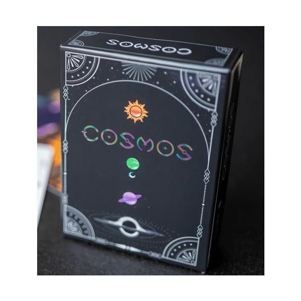 [Release date: November 14, 2025]【発送予定日】入荷次第発送プレイ人数：3〜6人プレイ時間：15〜30分対象年齢：8歳以上[デザイン]ゲームデザイン：さんぴーす[内容物]カード:65枚(惑星カード 56枚、黒...