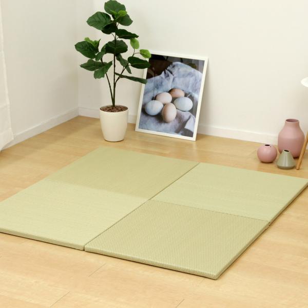 萩原 水拭きできる い草風小型置き畳 彩模様(白麗) グリーン サイズ65×65×2.5cm  4955872778129●表がPP素材なので、ジュースなどをこぼしてもさっと拭き取れる子どもやペットのいるご家庭におすすめ。●軽量で女性1人で...