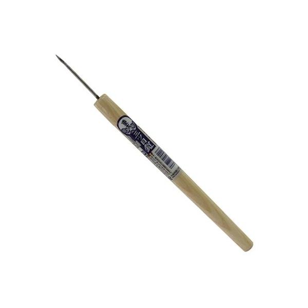 木材の穴あけ加工。釘の下穴用の錐です。三ッ目錐は丸釘を打つ前に釘の通り道として開ける穴に使用するものです。●中●刃部：炭素工具鋼(SK-5)●柄：天然木