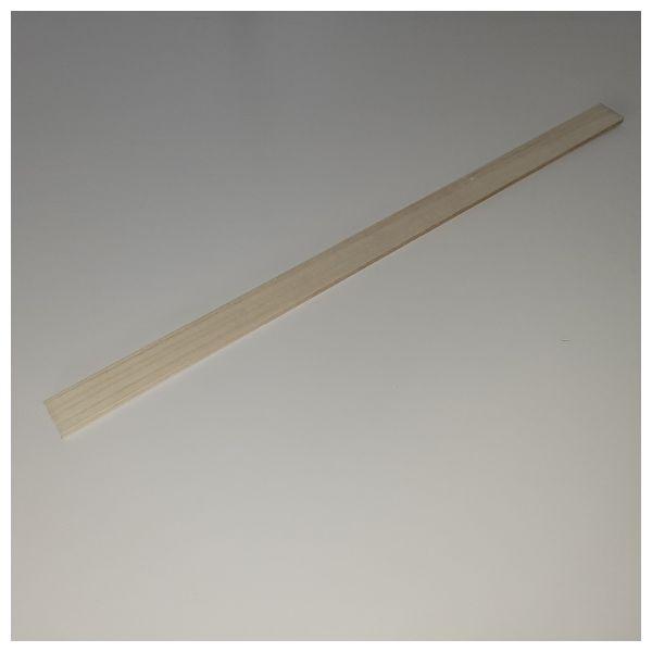 軽くて柔らかい為、加工しやすく工作に適しております。