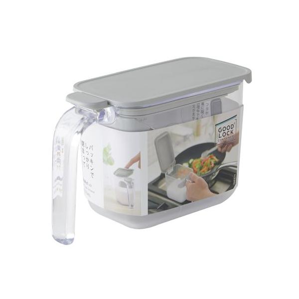 パッキンでしっかり閉まって湿気・乾燥を防ぎ、ワンタッチで開くコンテナシリーズ調味料がかたまりにくい、パッキンがついた調味料ポットです。手元のボタンを押せばフタが奥に開き、ぎゅっと閉まっていてもワンタッチで開けられます。いつもの料理に、さらさ...