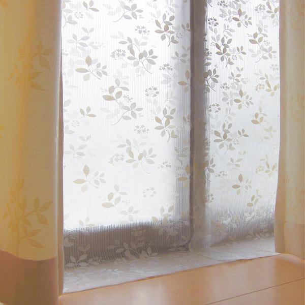 窓やカーテンの隙間からの熱気や冷気をカットするカーテン●窓やカーテンの隙間からの熱気や冷気をカットします●お部屋の間仕切りとしても使用できます●ハサミで簡単にカットして丈詰めできます仕様・注意事項●サイズ(約)：巾100cm×丈140cm　...