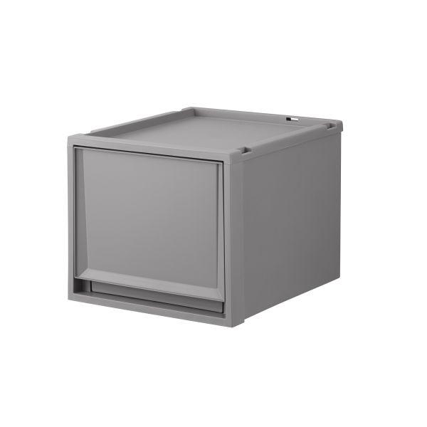 天馬のオリジナル収納ケース「フィッツケース」の奥行40cmのサイズ！アルミ補強板を施すことでよりスタイリッシュなフィッツケースを追加しました。奥行き40cmなのでリビング、ランドリー、玄関周りなど設置する場所を選びません。カラー：グレー最大...