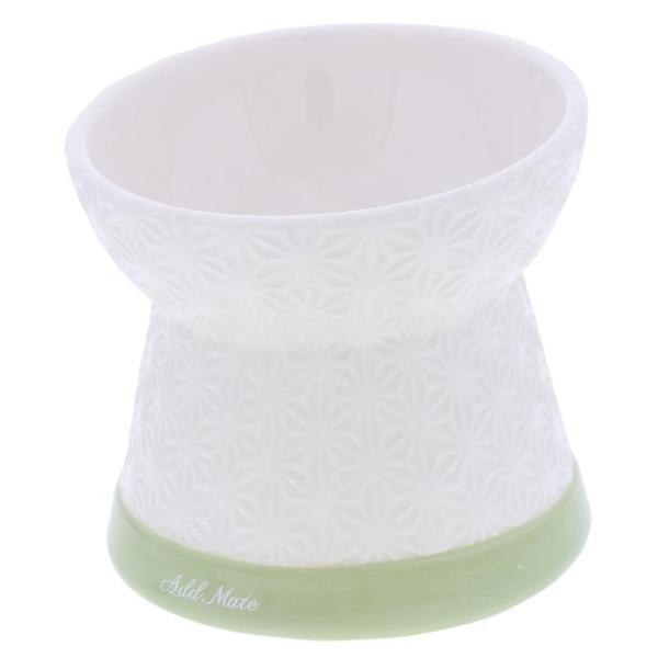 持ちやすくスベリにくいデザイン。フードが中央に集まり食べやすい形状。底面が広く安定し食器が逃げていかない。スベリ止め付。耐熱温度：110℃、耐冷温度：-30℃、内容量：約250ml【材質/素材】本体：陶土、スベリ止め：スチレン-ブタジエン樹...