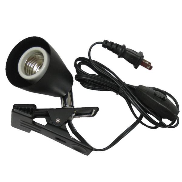 光の向きが自由に変えられます。中間スイッチで、点灯・消灯できます。【原産国】中華人民共和国【原材料】鉄・真鍮ニッケルメッキ・陶器・銅・PP・PVC