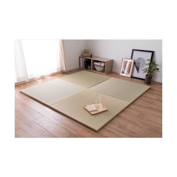 6色展開のカラフル置き畳【仕様】○サイズ：約82×82×2.5cm○厚み：約25mm○カラ−：ナチュラル○組成：表面：い草100％中材：ポリエチレン・ポリスチレン裏面：不織布（滑りにくい加工付、裏面5カ所）○機能：抗カビ・消臭○洗濯：不可○...