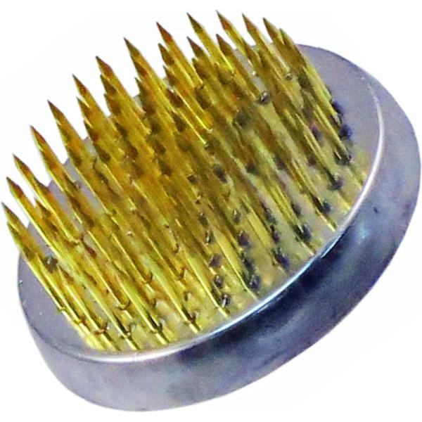 生け花用剣山。豆大(一輪差用)サイズ：Φ46mm材質：剣山本体/鉛、針/真鍮