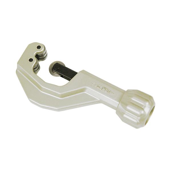 スーパー・ステンレス管から鋼管までスカッとカットできます。・ステンレス鋼・鋼・銅・アルミ・真鍮・硬質塩ビ管の切断。・ステンレス鋼・鋼の切断に適しています。・軽量・コンパクトな設計で使いやすいチューブカッターです。・ローラーおよびカッターホイ...