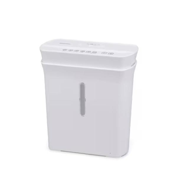 クロスカットタイプで、細断サイズが約5×37mmと細かくカット。機密情報のセキュリティにおすすめです。一度に投入できる最大細断枚数は8枚です。ダストボックス容量約8.9Lで、ゴミ捨ての回数を減らせます。インテリアに調和するシンプルなデザイン...