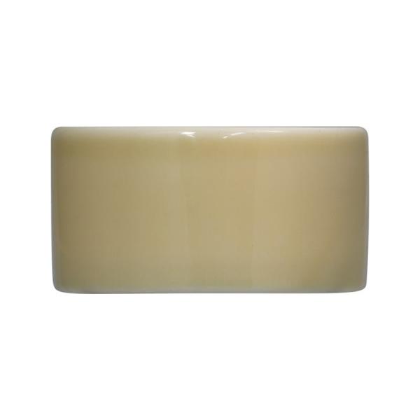 ハムスター用エサ入れ【原産国】中華人民共和国【原材料】陶磁器【使用方法】当製品とケージの隙間に生体が挟まれないよう、隙間を広げてセットしてください。【使用上の注意】当製品はハムスター飼育専用のエサ入れです。他の目的に使用しないでください