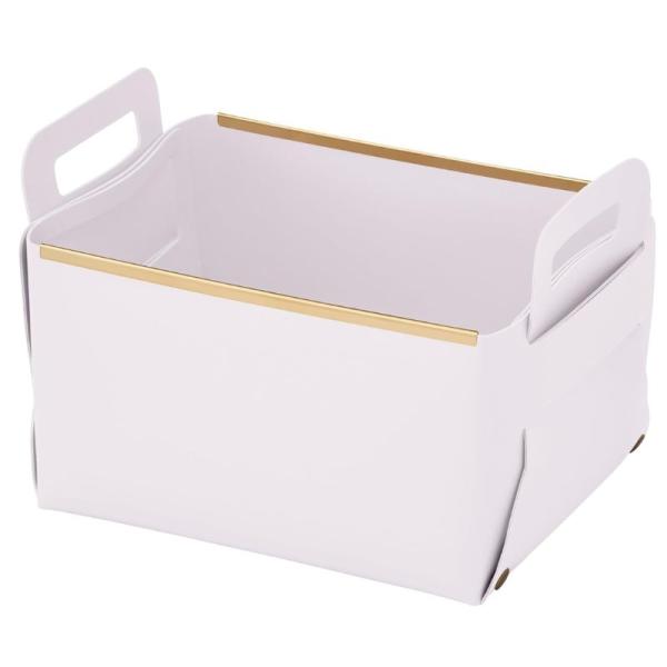 ●折りたためるフェイクレザーの小物入れ●アクセントに、ボタンとフレームをゴールドカラーに仕上げました●化粧品やタオル、ステーショナリーなどの整理に。水分や油分などを吸収しづらい生地なので、お手入れはサッと拭き取るだけ●製品サイズ（約）／幅2...