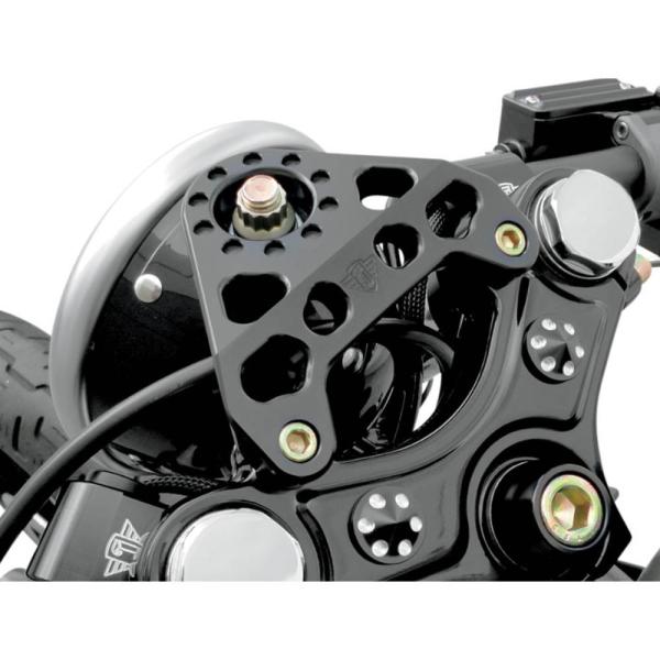 【適合】1992〜2021 スポーツスター※吊り下げ式ヘッドライト装着車【商品説明】ビレット、CNC削り出しの軽量ヘッドライトバイザーです。【カラー】ブラック【メーカー】Joker MACHINE（ジョーカー マシン）【商品番号】2001-...