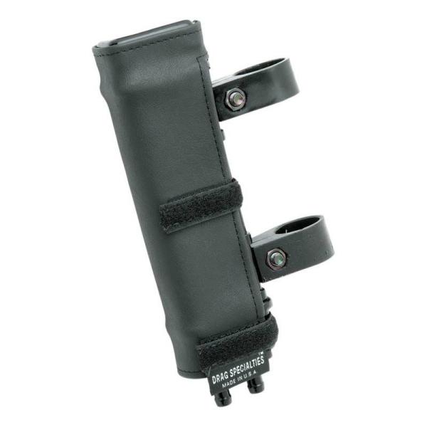 【適合】ハーレー純正縦型オイルクーラーやJAGGスリムラインオイルクーラー装着車【商品説明】オイルクーラーを冬季に装着していると油温が下がりすぎてしまいます。このカバーはクーラーのコアに風が当たるのを防ぎます。冬にエンジンがオーバークールに...