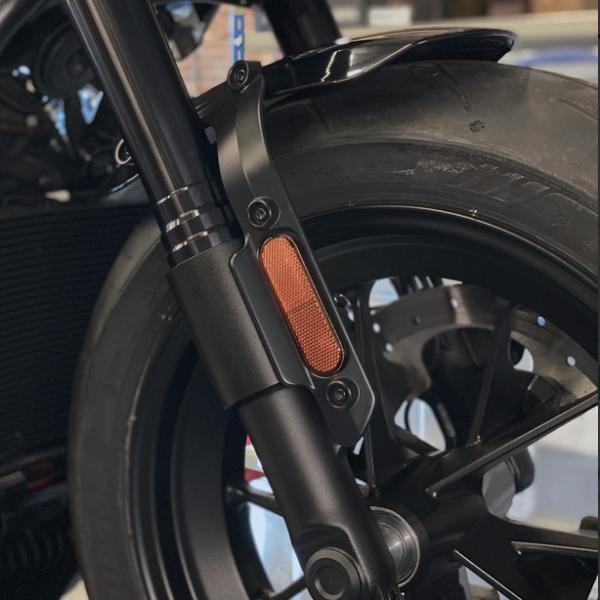 ハーレー Sportster S ロワーフロントフォークカバー Killer Custom