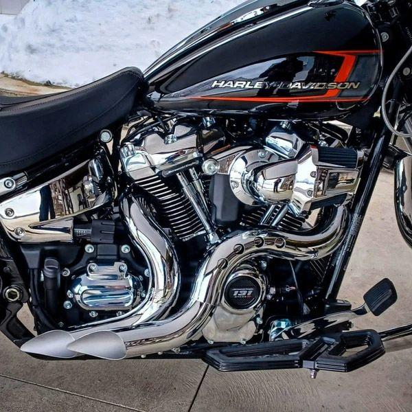 ハーレー M8 ツーリング、ソフテイル、トライク カットバック フルエキゾーストマフラー (クローム/クローム) ブローパフォーマンスエキゾースト
