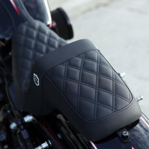 saddlemen pro SDC パフォーマンスグリッパーシート Saddlemen Proシリーズ SDC パフォーマンスグリッパーシート