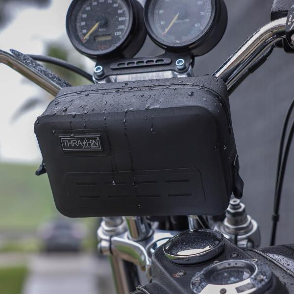 Thrashin Supply スラッシンサプライ 3L ウォータープルーフ・ハンドルバーバッグ (ブラック)