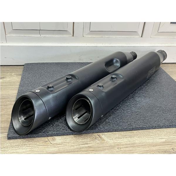 中古】M8ツーリング用スリップオンマフラー スクリーミンイーグル