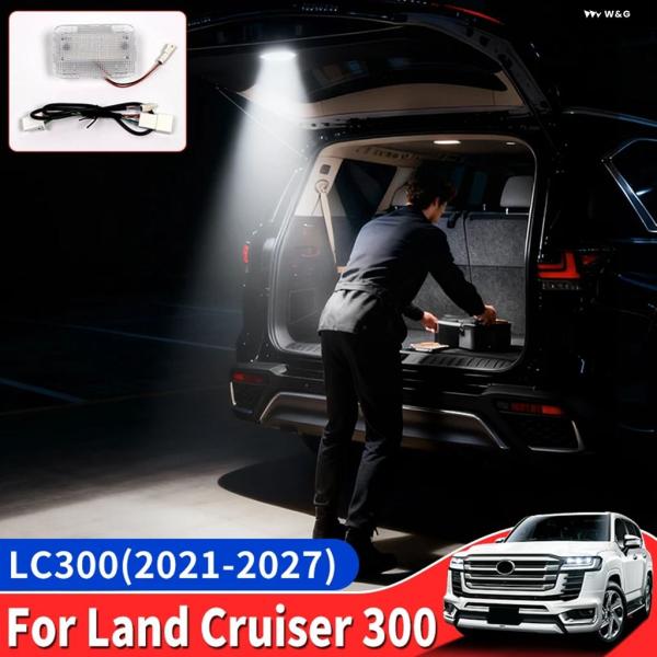 並行輸入品 トヨタ 2021〜2027年式 ランド クルーザー 300 J300用テールゲートグラウンドライト タッチ コントロール式 LED 明さ トランク ドアランプ