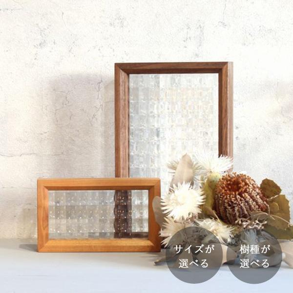 ■ サイズＬサイズ：縦13.5cm×横21.5cm×厚み3cmＳサイズ：縦8.5cm×横14.5cm×厚み3cm■ 樹　種チェリー／ウォールナット■ 塗　装天然オイル塗装■ 納　期在庫がある場合：１週間以内に発送可能です。在庫がない場合：制...