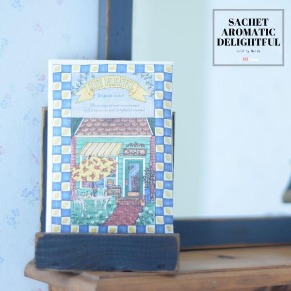 ある田舎のメーカーで制作され続けて30年以上ファンに愛されている商品です。また商品の裏側にも記載されていますが数か月経ち香りが薄くなりましたら掃除機(排気のあるタイプ)で封筒を開けて中身をすって頂きます。その状態で掃除機を使用するとほこりや...