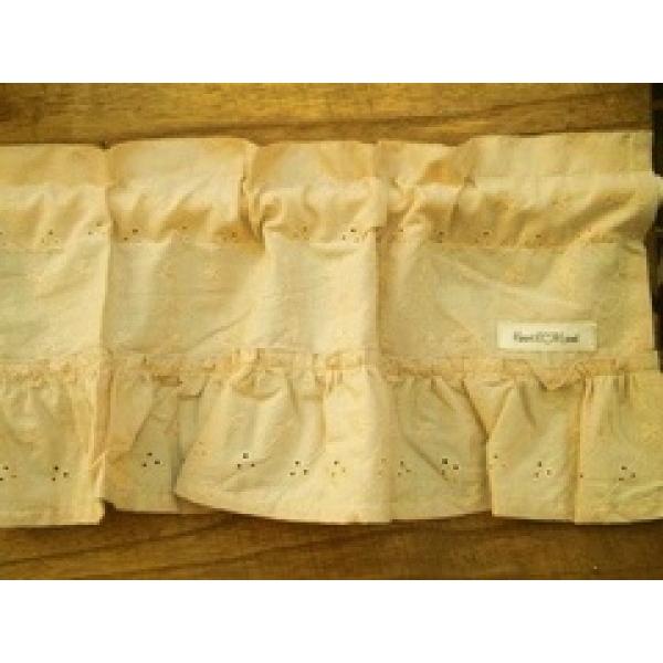 [Release date: June 9, 2016]小窓等の飾りに最適☆1枚掛けるだけでとっても可愛い空間になります♪当店独自のカラーで染上げております。カントリーチェックとの相性も抜群です♪横幅が足りない場合はオーダーも可能ですのでお...