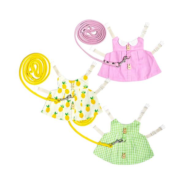 うさぎ用メーカー：その他サイズ：首回り　約20〜26cm胴回り　約25〜36cmリード　約120cm■素材ハーネス：コットン(留め具プラ)リード：合皮(留め具スチール)