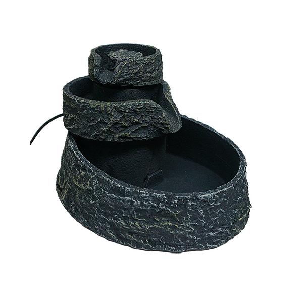 屋内爬虫類、小型ペット飼育用メーカー：ビバリアレップカルジャパンサイズ：約幅195×奥行160×高さ120mm水容量：約500ml流量：約1.5L/分コード長：約1.2m定格電圧/電流：DC5V/0.3A■材質本体：ポリレジンポンプ：ABS