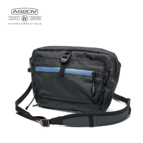 たくさんのポケットで小物を整理できる