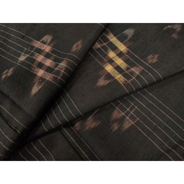 平和屋着物○国指定重要無形文化財 本場久米島紬 手織 正絹 逸品 未