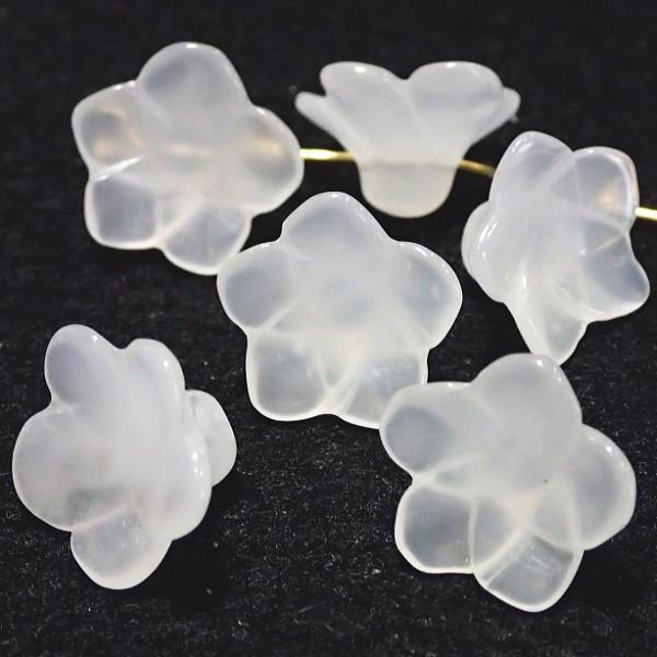 天然石オブジェ╰(*´︶`*)╯ 7737-《天然石 立体花》 ホワイトジェイド 16mm 6個/1パック