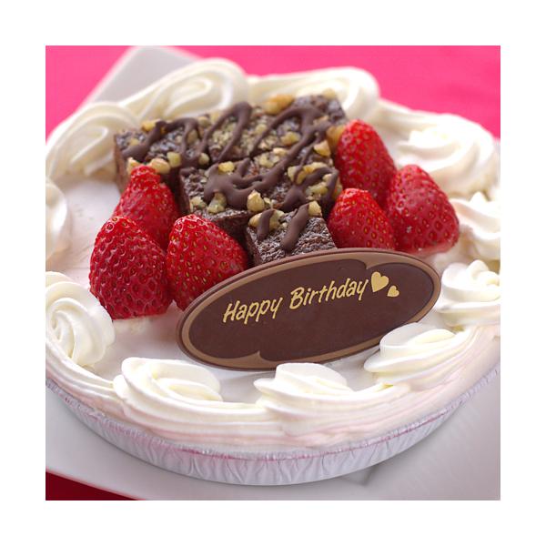 土台となるアイスは苺をふんだんに使った、濃厚で贅沢なストロベリーアイスです。ブラウニーはクーベルチュールのカカオマスとスイートチョコレートをブレンドし、クルミやピーカンナッツを入れて焼き上げた人気の焼き菓子。それをストロベリーアイスにチョコ...