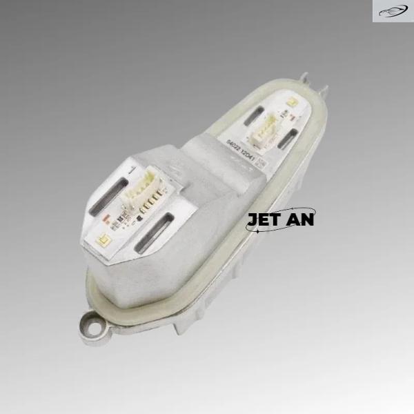 並行輸入品 アウディ Q3 2012 - 15 フェイスリフト前 用 8U0941475A 蛍光ヘッドライト デイタイムランニングライト LED モジュール