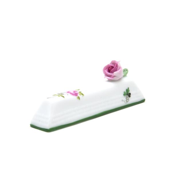 ヘレンド(Herend) ウィーンの薔薇(00276/VRH) ナイフレスト(長さ:9.2cm)薔薇飾り ハンドメイド 手描き 磁器 箸置き 送料無料 ギフト包装無料 ハンガリー製 新品