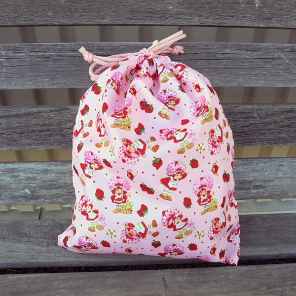 レターパックプラス対応 ストロベリーショートケーキ 巾着 巾着袋 アメリカキャラクター ポリエステル 可愛い 大人 女児 子供 整理整頓 旅行 トラベル Buyee Buyee Japanese Proxy Service Buy From Japan Bot Online