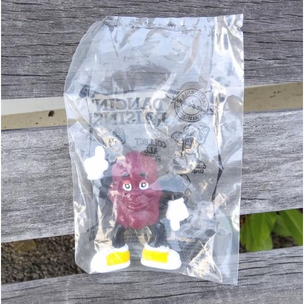 レターパックプラス対応 2001年 Hardee’s ハーディーズ カリフォルニアレーズン PVCフィギュア 未開封 新品 袋入 アメリカキャラクター コレクターズアイテム