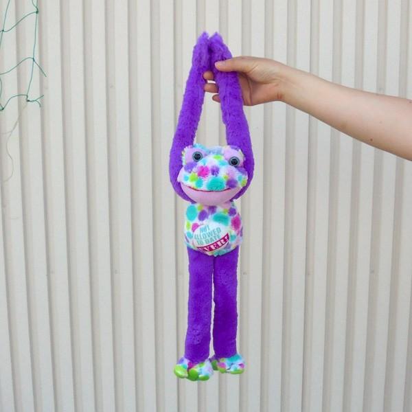 カエル ハンギングぬいぐるみ Ever マジックテープ付き かえる 蛙 アメリカ雑貨 キッズ 子供 玩具 おもちゃ 女児 男児 カラフル 肌触りが良い Buyee Buyee Japanese Proxy Service Buy From Japan Bot Online