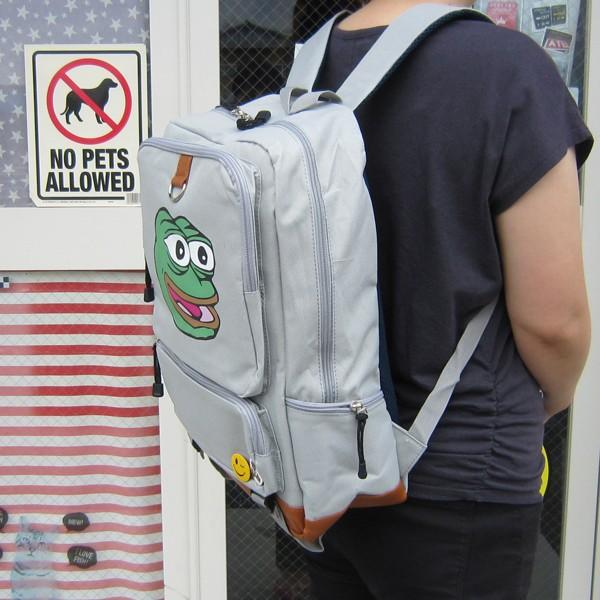 カエルのペペ バックパック 笑顔 グレー Pepe The Frog カエルのpepe リュックサック 面白い メンズ レディース ポケット多い 中高生 大学生 ファッション Buyee Buyee Japanischer Proxy Service Kaufen Sie Aus Japan