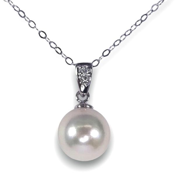 値下げ可能　プラチナ、ダイヤ、真珠のペンダント プラチナ枠アコヤ本真珠ペンダントネックレス国産純和珠9.0ミリダイヤ